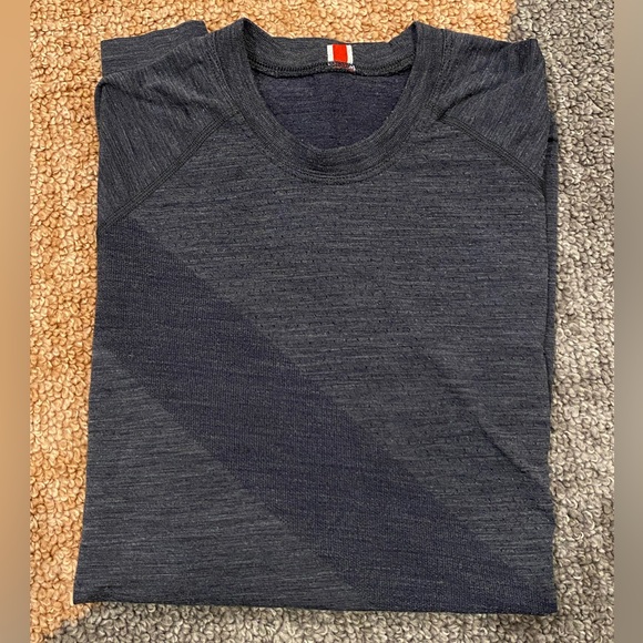 Tracksmith Brighton Base Layer Shirt Mens XL Gray Wool Blend Long Sleeve Running - Picture 7 of 7